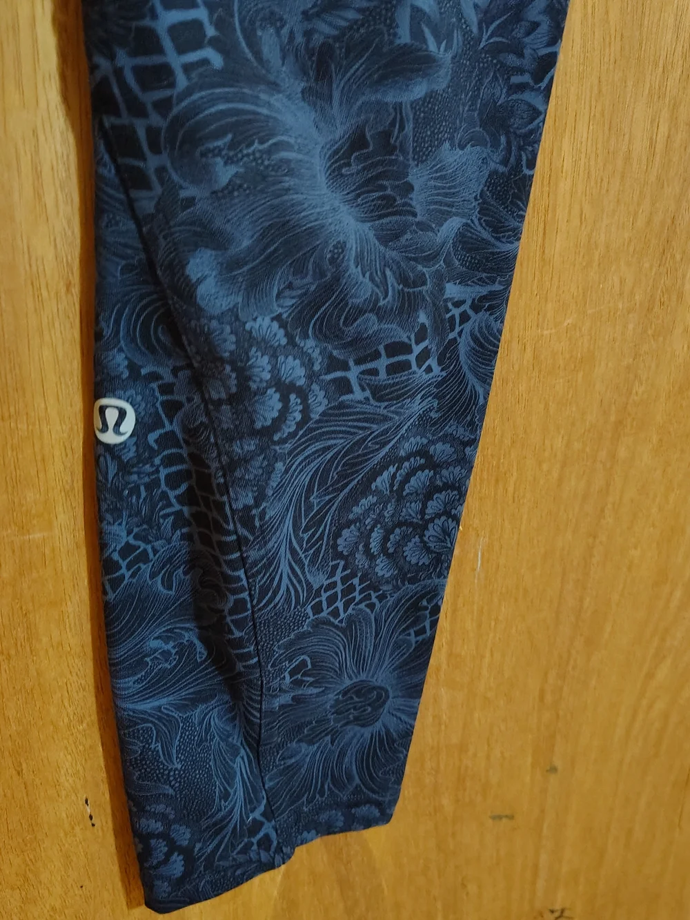 lululemon athletica Navy Floral-Print High-Rise Jeggings